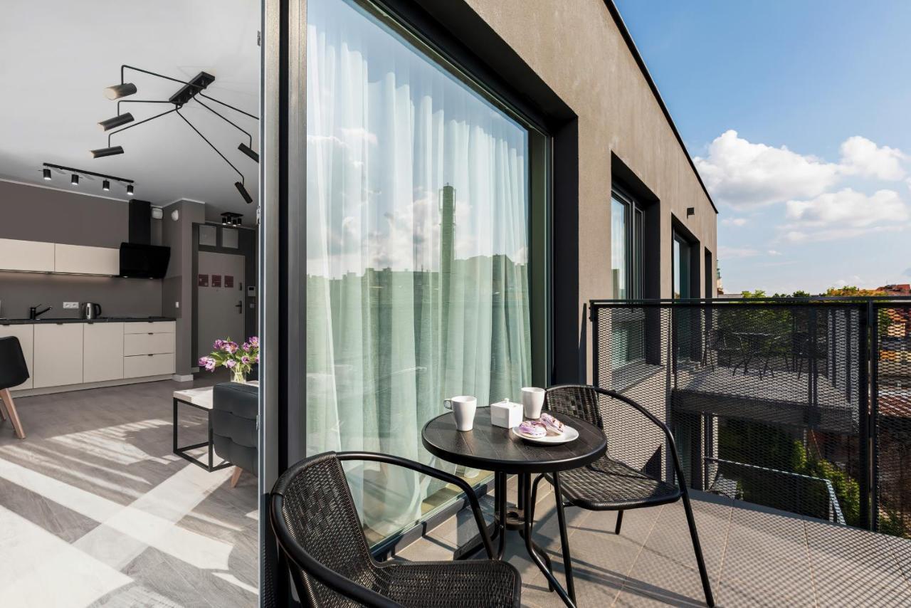 Modern City Center Apartments By Noclegi Renters Poznan Exterior photo