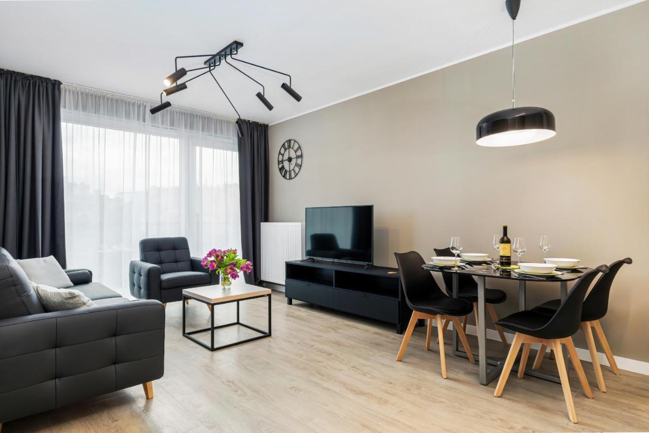 Modern City Center Apartments By Noclegi Renters Poznan Exterior photo
