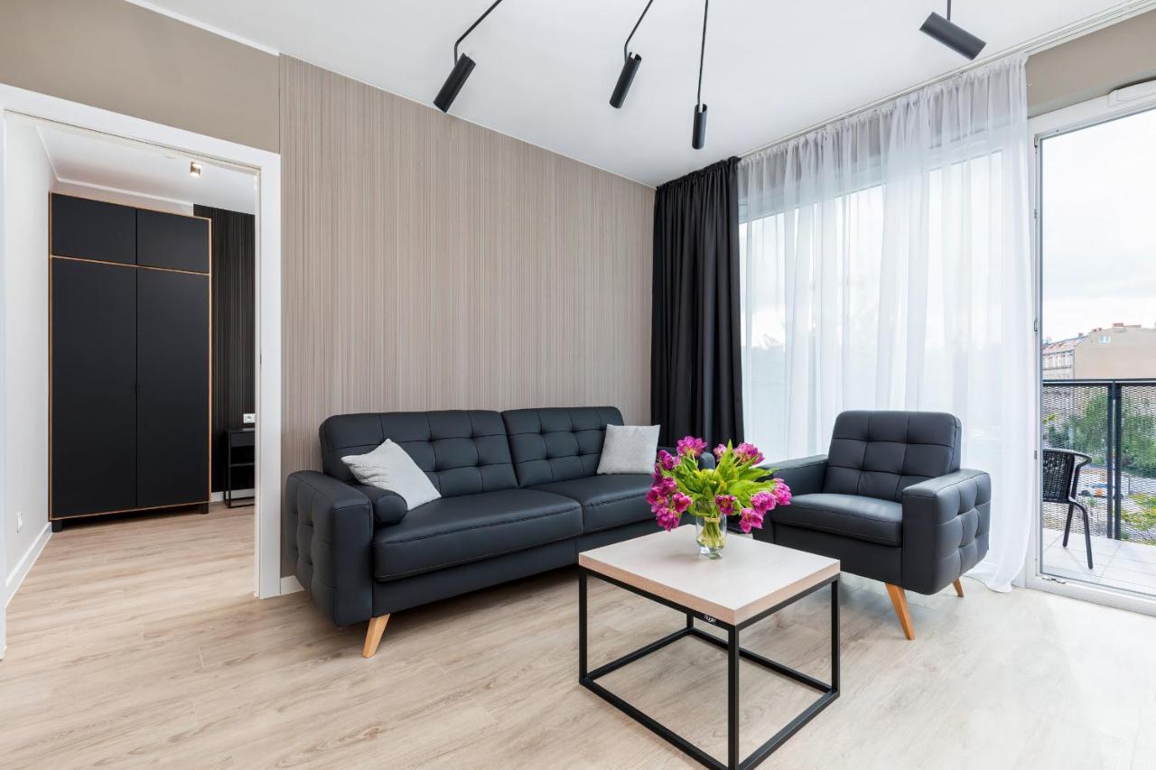 Modern City Center Apartments By Noclegi Renters Poznan Exterior photo