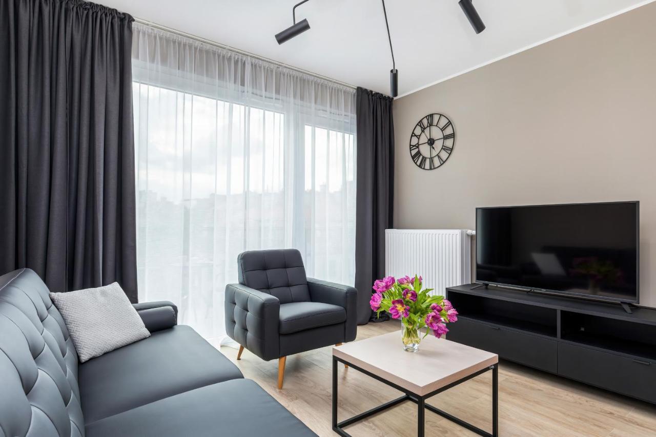 Modern City Center Apartments By Noclegi Renters Poznan Exterior photo