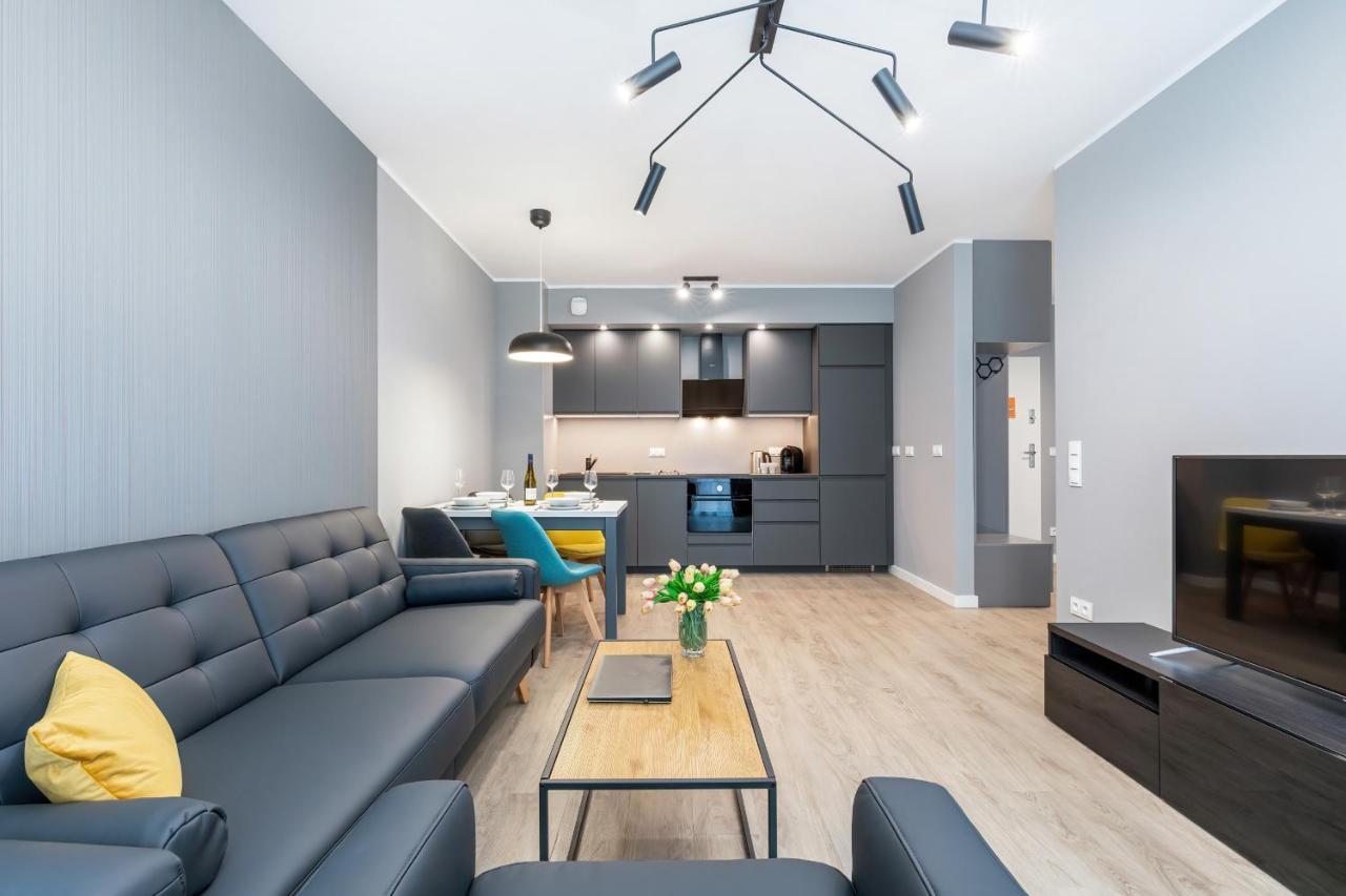 Modern City Center Apartments By Noclegi Renters Poznan Exterior photo