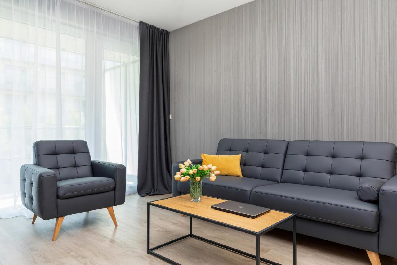 Modern City Center Apartments By Noclegi Renters Poznan Exterior photo