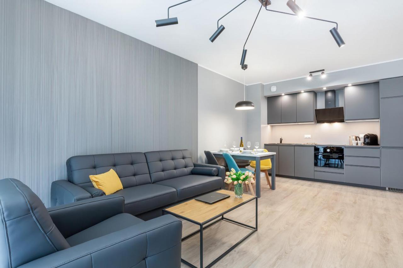 Modern City Center Apartments By Noclegi Renters Poznan Exterior photo