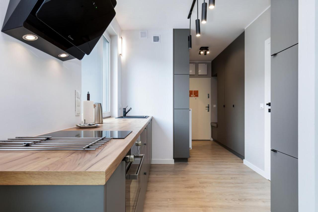 Modern City Center Apartments By Noclegi Renters Poznan Exterior photo