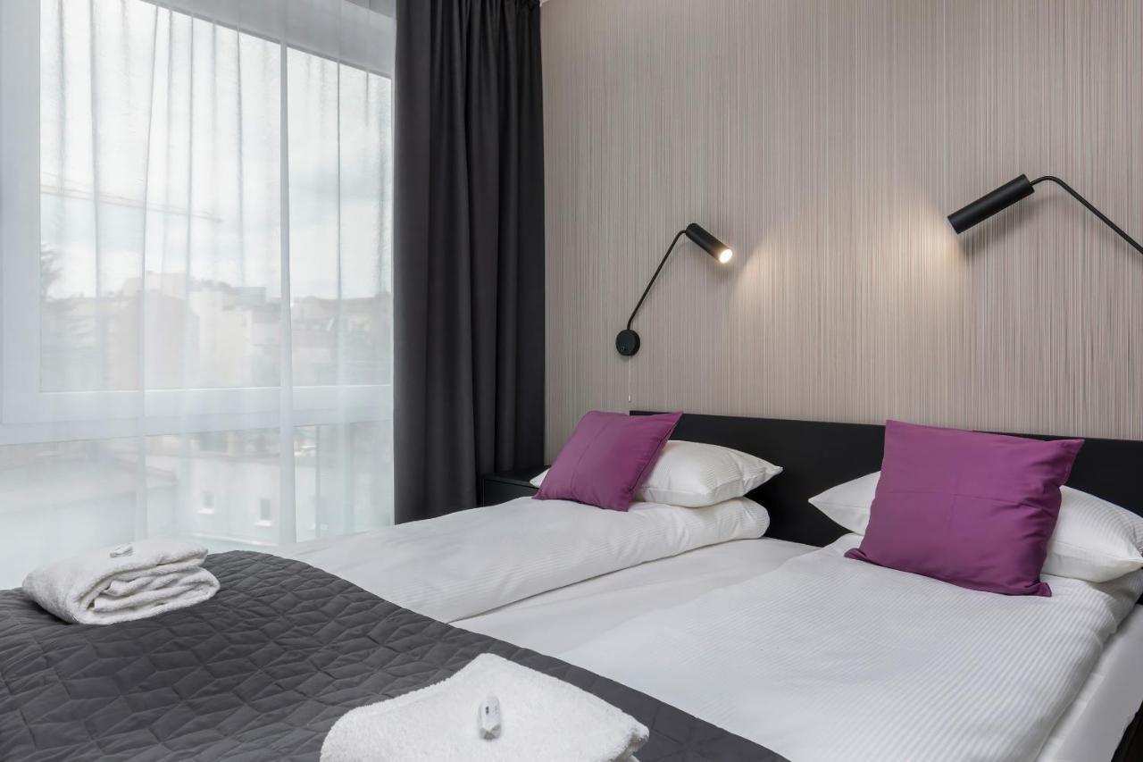 Modern City Center Apartments By Noclegi Renters Poznan Exterior photo