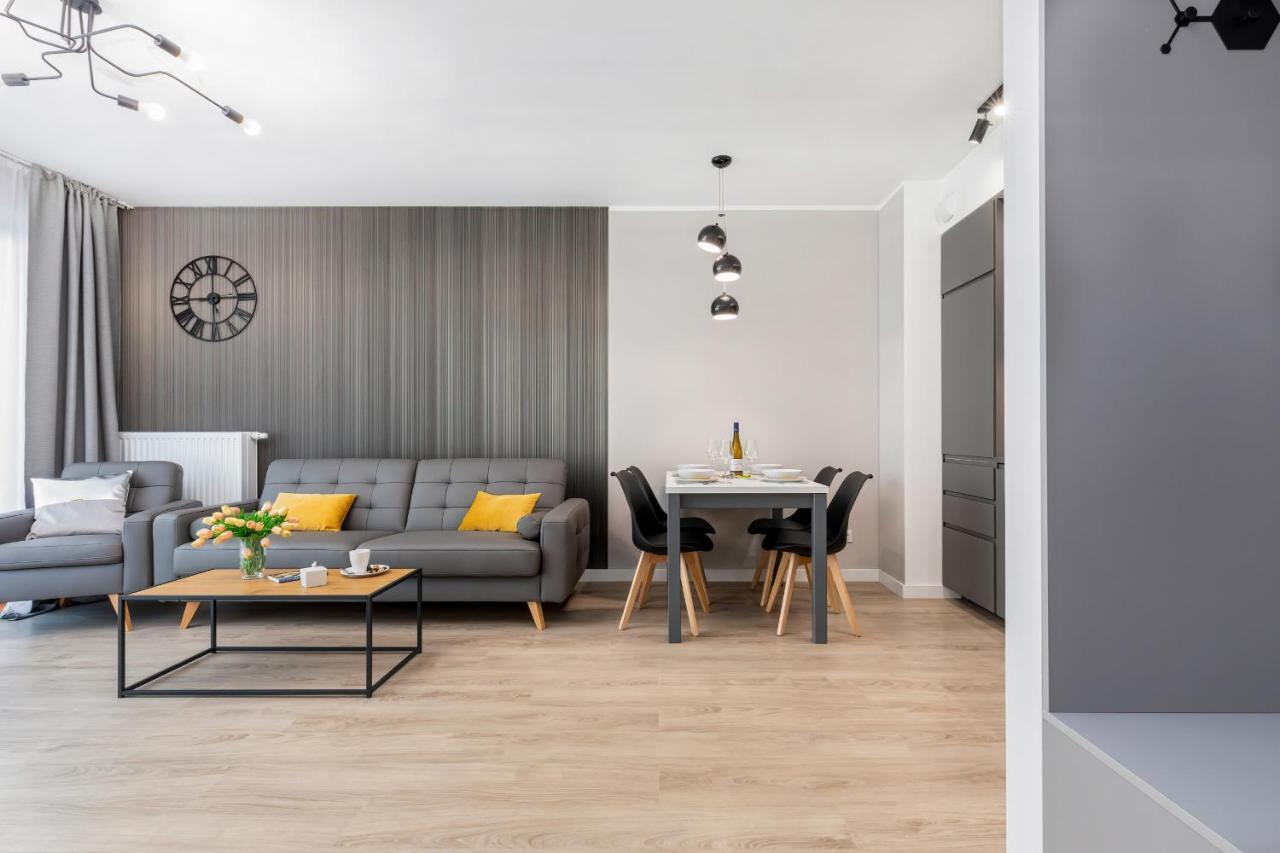 Modern City Center Apartments By Noclegi Renters Poznan Exterior photo