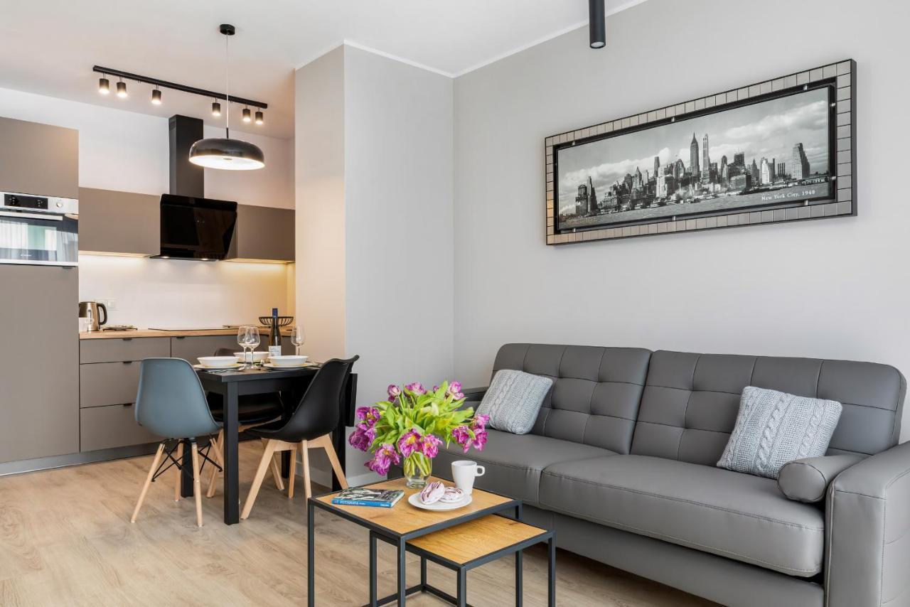 Modern City Center Apartments By Noclegi Renters Poznan Exterior photo
