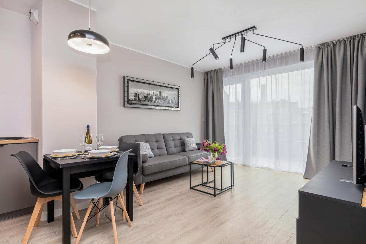 Modern City Center Apartments By Noclegi Renters Poznan Exterior photo